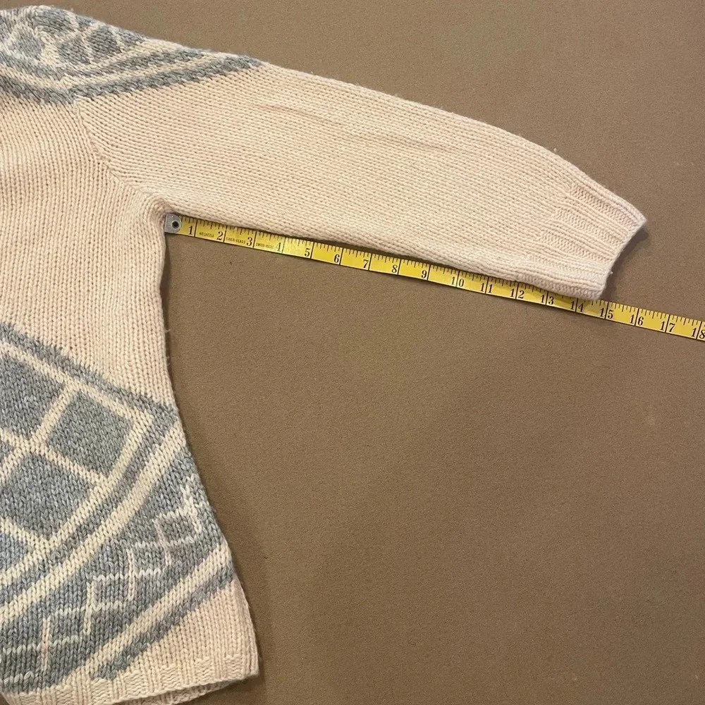 J. Crew Sweater (With Cashmere/Wool Blend) Size Medium